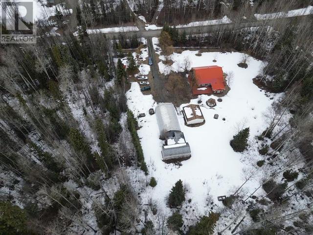 11409 Huffman Drive, House detached with 4 bedrooms, 3 bathrooms and null parking in Bulkley Nechako C BC | Image 4