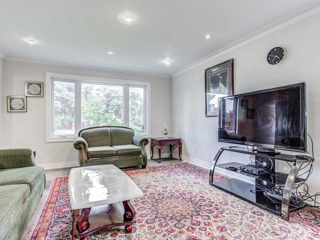 202 Drewry Ave, House detached with 3 bedrooms, 2 bathrooms and 5 parking in Toronto ON | Image 28