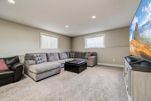 609 10 Avenue, House detached with 3 bedrooms, 2 bathrooms and 4 parking in Barnwell AB | Image 34