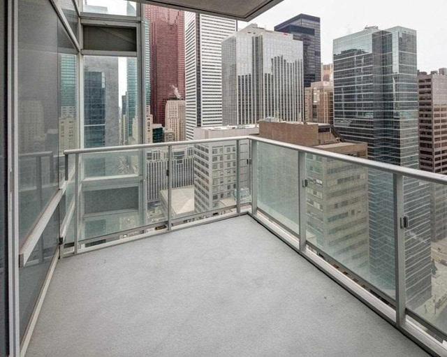 2909 - 180 University Ave, Condo with 2 bedrooms, 3 bathrooms and 1 parking in Toronto ON | Image 19