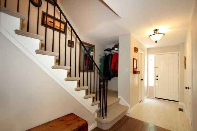 46 - 447 Ontario St N, Townhouse with 4 bedrooms, 2 bathrooms and 1 parking in Milton ON | Image 3