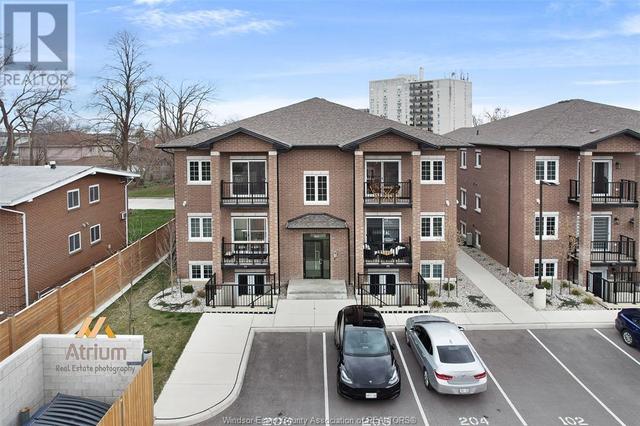 205 - 233 Watson, Condo with 2 bedrooms, 2 bathrooms and null parking in Windsor ON | Image 2