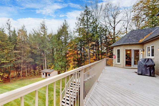 12 Woodland Tr, House detached with 4 bedrooms, 3 bathrooms and 6 parking in Kawartha Lakes ON | Image 8