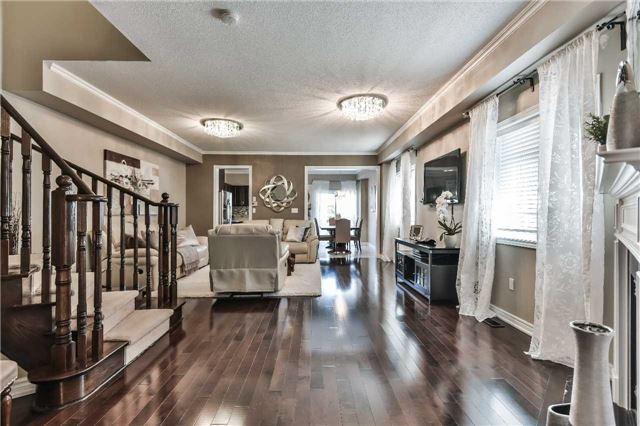 Upper - 23 Israel Zilber Dr, House detached with 4 bedrooms, 4 bathrooms and 2 parking in Vaughan ON | Image 2