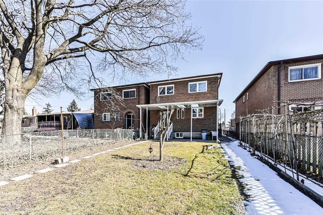 56 Muirhead Rd, House attached with 4 bedrooms, 4 bathrooms and 3 parking in Toronto ON | Image 29