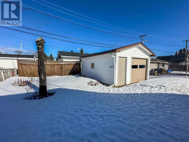 350 Cambridge Ave, House detached with 2 bedrooms, 1 bathrooms and null parking in Iroquois Falls ON | Image 31
