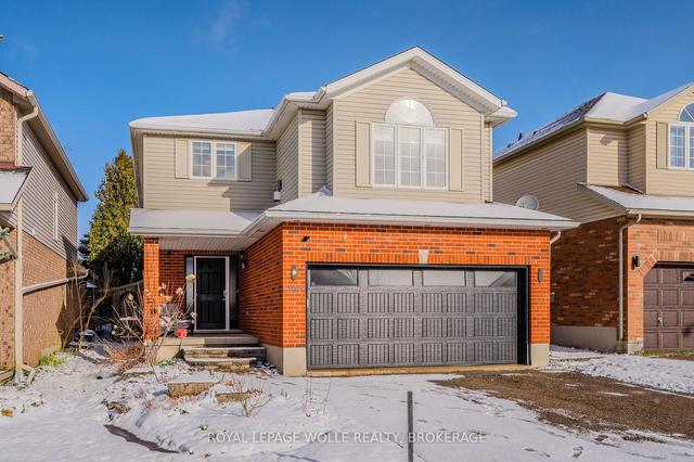 206 Holbeach Cres, House detached with 3 bedrooms, 3 bathrooms and 4 parking in Waterloo ON | Image 12