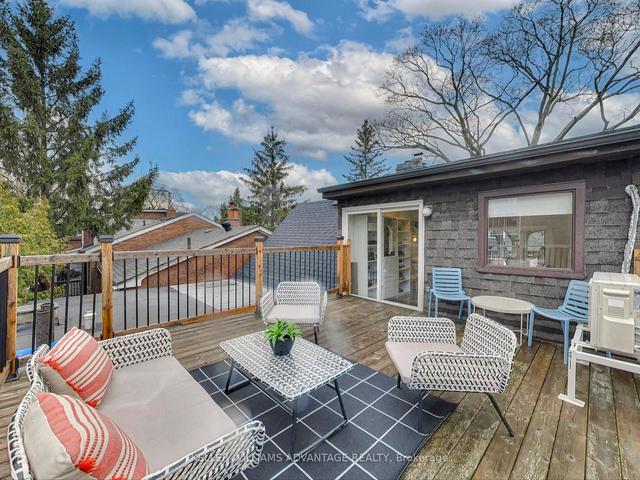 12 Ridley Gdns, House semidetached with 3 bedrooms, 3 bathrooms and 0 parking in Toronto ON | Image 17