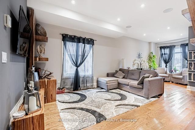1878b Keele St, House semidetached with 3 bedrooms, 4 bathrooms and 4 parking in Toronto ON | Image 39