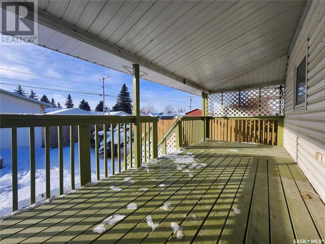 417 6th Avenue W, House detached with 3 bedrooms, 2 bathrooms and null parking in Melville SK | Image 30