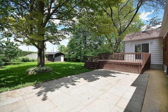 1263 Melton Dr, House detached with 3 bedrooms, 2 bathrooms and 5 parking in Mississauga ON | Image 17
