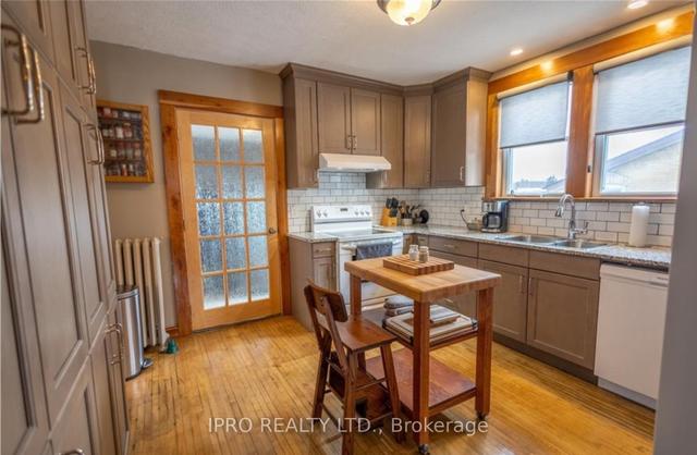 625 Yonge St, House detached with 3 bedrooms, 2 bathrooms and 7 parking in Brockton ON | Image 22