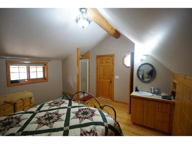 6270 Aspen Road, House detached with 1 bedrooms, 1 bathrooms and null parking in East Kootenay E BC | Image 13