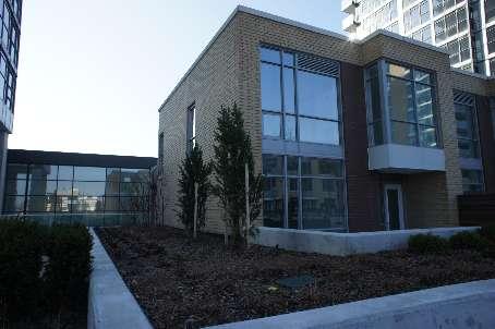 th10 - 19 Singer Crt, Townhouse with 3 bedrooms, 3 bathrooms and 1 parking in Toronto ON | Image 1