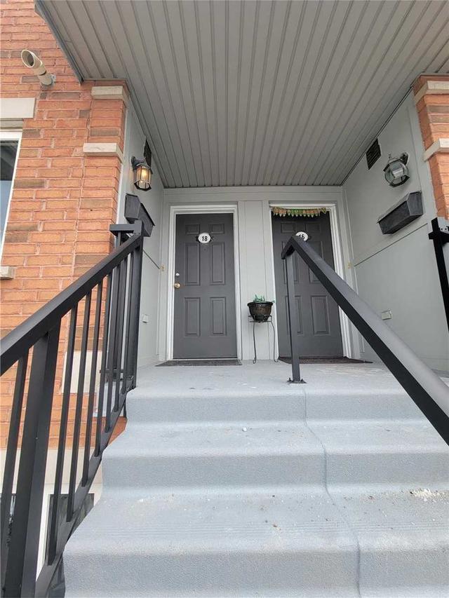 18 - 4620 Guildwood Way, Townhouse with 2 bedrooms, 2 bathrooms and 1 parking in Mississauga ON | Image 1