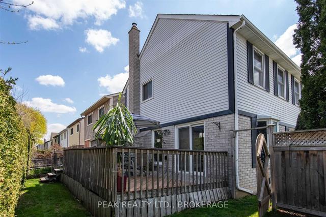 2 Junewood Cres, House detached with 3 bedrooms, 2 bathrooms and 3 parking in Brampton ON | Image 25