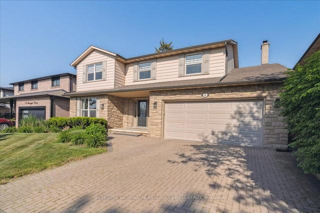 10 Farmingdale Cres, House detached with 4 bedrooms, 4 bathrooms and 4 parking in Hamilton ON | Image 12