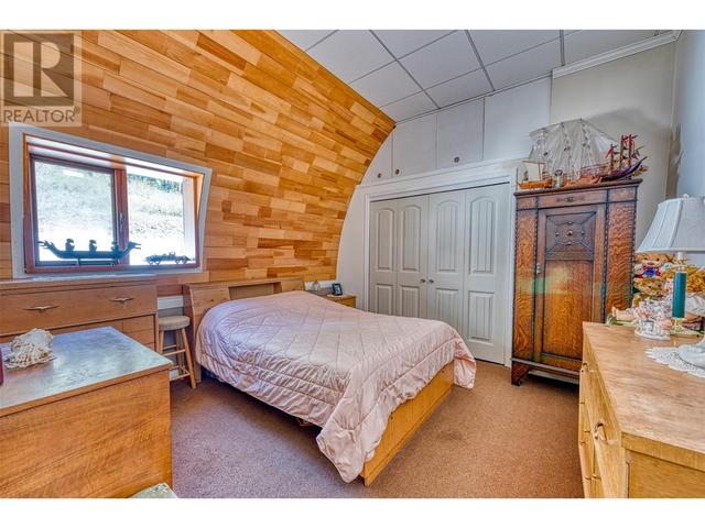 4372 Macdonald Road, House detached with 3 bedrooms, 2 bathrooms and null parking in Spallumcheen BC | Image 27