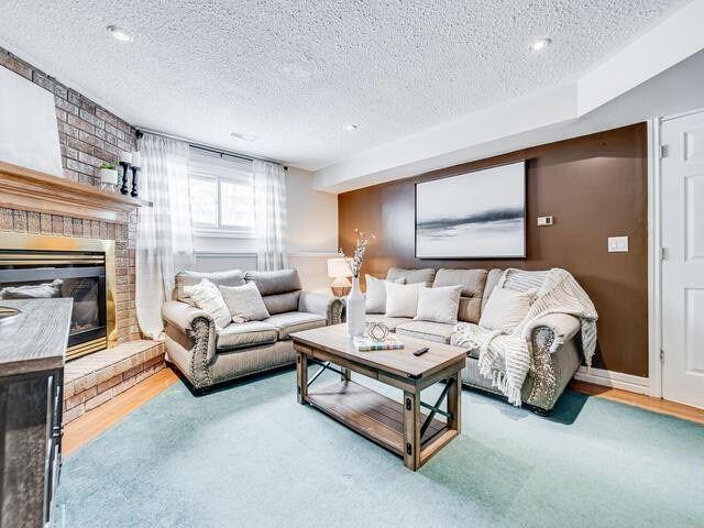 81 Penfound Dr, House detached with 3 bedrooms, 2 bathrooms and 4 parking in Clarington ON | Image 14