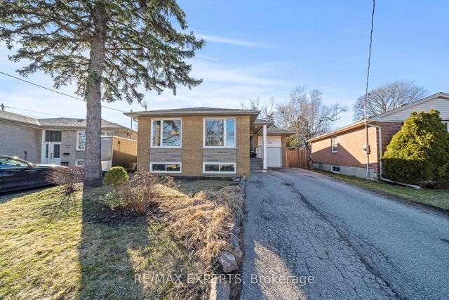 34 Risdon Crt, House detached with 3 bedrooms, 2 bathrooms and 5 parking in Toronto ON | Image 21