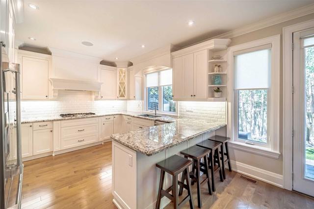 335 South St, House detached with 4 bedrooms, 5 bathrooms and 6 parking in Whitchurch Stouffville ON | Image 8
