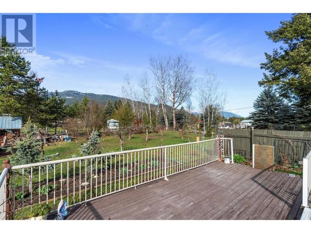 7024 Highway 97 B Highway, House detached with 3 bedrooms, 1 bathrooms and 4 parking in Columbia Shuswap D BC | Image 28