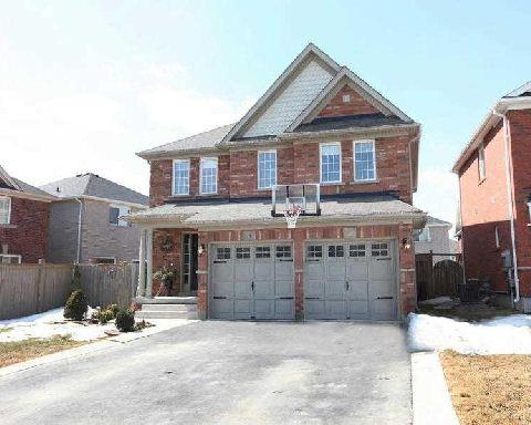 8 Thornbush Blvd, House detached with 3 bedrooms, 4 bathrooms and 2 parking in Brampton ON | Image 1