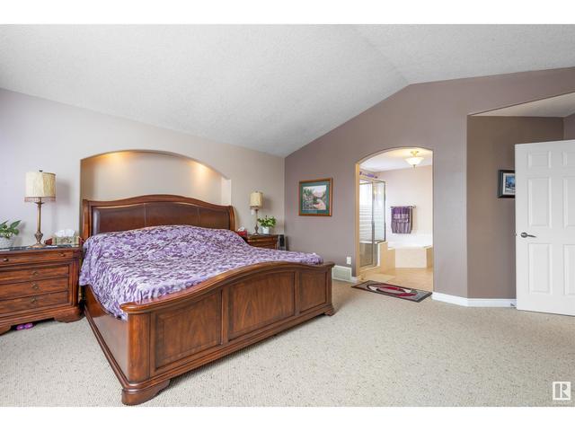 1010 Downey Wy Nw, House detached with 4 bedrooms, 2 bathrooms and null parking in Edmonton AB | Image 30