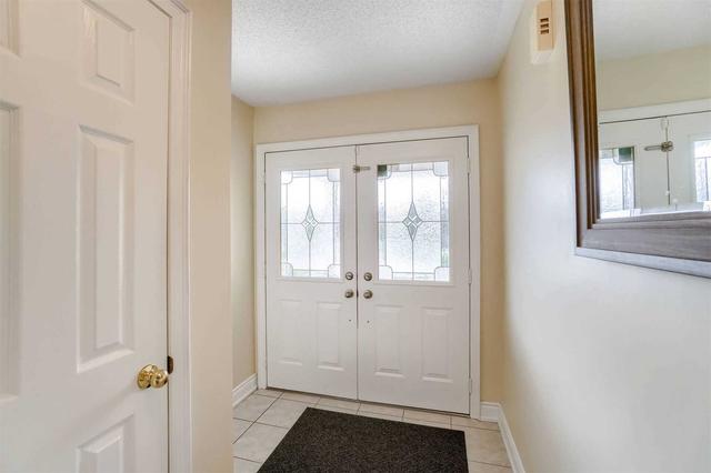 1195 Mowat Lane, House semidetached with 3 bedrooms, 3 bathrooms and 2 parking in Milton ON | Image 34
