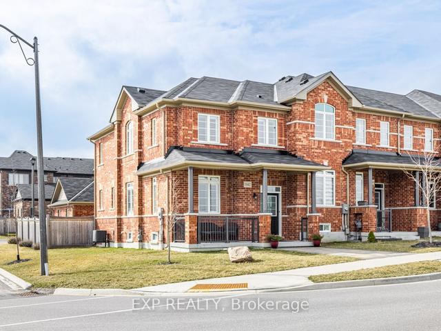 1042 Murrell Blvd, House attached with 3 bedrooms, 3 bathrooms and 4 parking in East Gwillimbury ON | Image 1