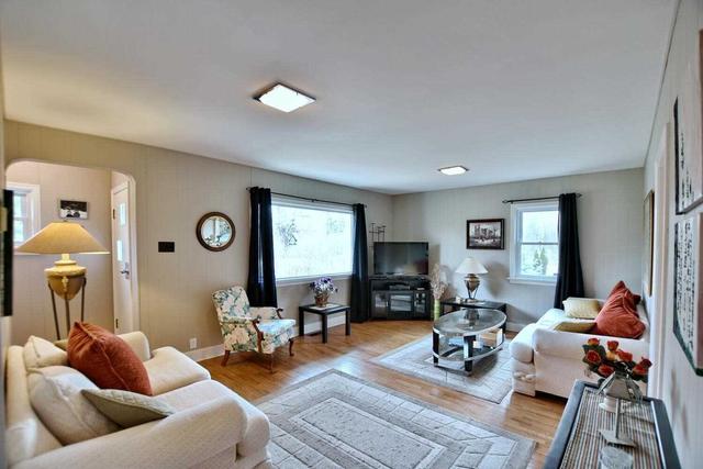 27 Silver Creek Dr, House detached with 2 bedrooms, 1 bathrooms and 5 parking in Collingwood ON | Image 38