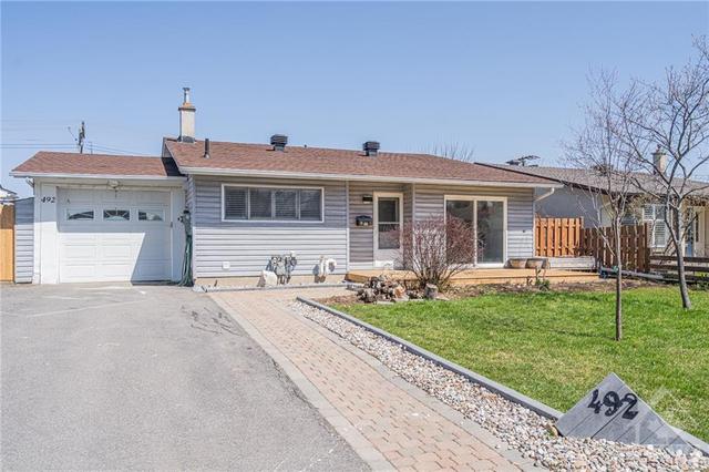 492 Tisdale Crescent, House detached with 4 bedrooms, 2 bathrooms and 5 parking in Ottawa ON | Image 2
