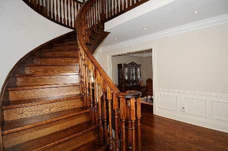 70 Roxaline St, House detached with 5 bedrooms, 5 bathrooms and 8 parking in Toronto ON | Image 4