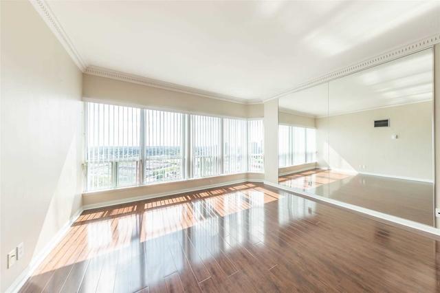 ph303 - 8 Lee Centre Dr, Condo with 4 bedrooms, 3 bathrooms and 3 parking in Toronto ON | Image 10