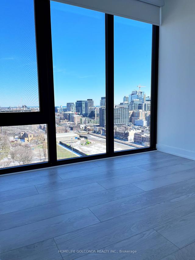 1805 - 47 Mutual St, Condo with 2 bedrooms, 2 bathrooms and 0 parking in Toronto ON | Image 4