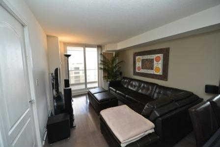 1903 - 4090 Living Arts Dr, Condo with 1 bedrooms, 2 bathrooms and 1 parking in Mississauga ON | Image 2