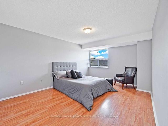 615 - 4062 Lawrence Ave E, Condo with 3 bedrooms, 1 bathrooms and 1 parking in Toronto ON | Image 2
