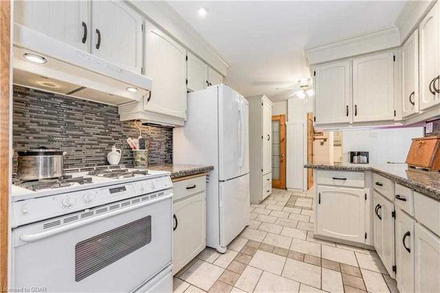 32 Rickson Ave, House detached with 3 bedrooms, 3 bathrooms and 5 parking in Guelph ON | Image 6