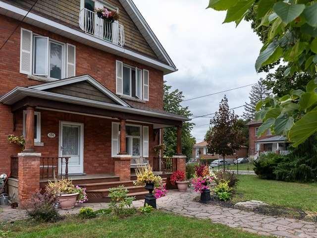 124 Rosemount Ave, House detached with 5 bedrooms, 3 bathrooms and 6 parking in Toronto ON | Image 1