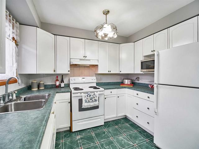 1899 Rosefield Rd, House detached with 3 bedrooms, 3 bathrooms and 4 parking in Pickering ON | Image 24