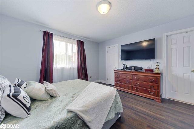 245 Stanley St, House attached with 3 bedrooms, 3 bathrooms and 3 parking in Barrie ON | Image 21