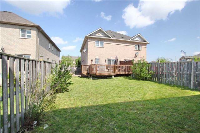 7227 Para Pl, House semidetached with 3 bedrooms, 3 bathrooms and 3 parking in Mississauga ON | Image 19