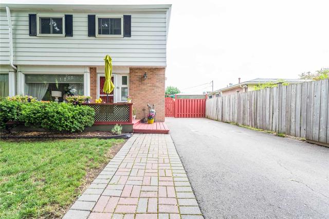 80 Brentwood Dr, House semidetached with 4 bedrooms, 2 bathrooms and 3 parking in Brampton ON | Image 1