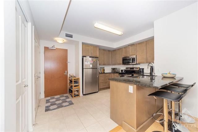1902 - 242 Rideau Street, Condo with 2 bedrooms, 2 bathrooms and 1 parking in Ottawa ON | Image 9