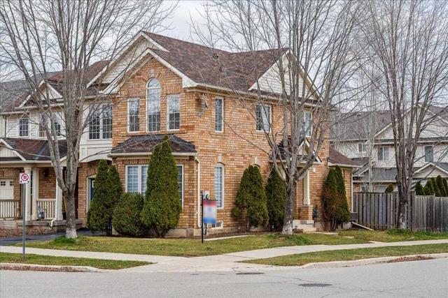 2237 Baronwood Dr, House attached with 3 bedrooms, 3 bathrooms and 2 parking in Oakville ON | Image 23