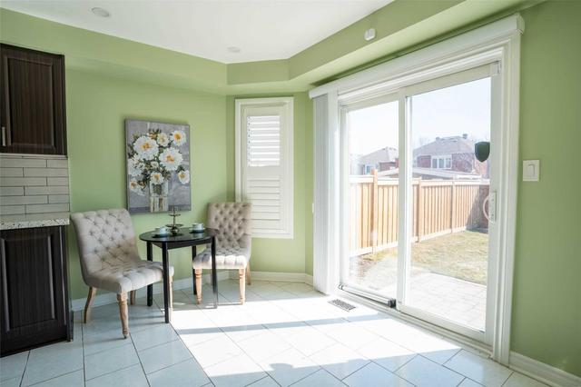 100 Booth Cres, House detached with 3 bedrooms, 3 bathrooms and 5 parking in Ajax ON | Image 24