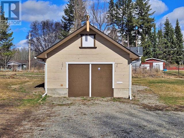 1786 Hemlock Avenue, House detached with 2 bedrooms, 1 bathrooms and null parking in Cariboo A BC | Image 15