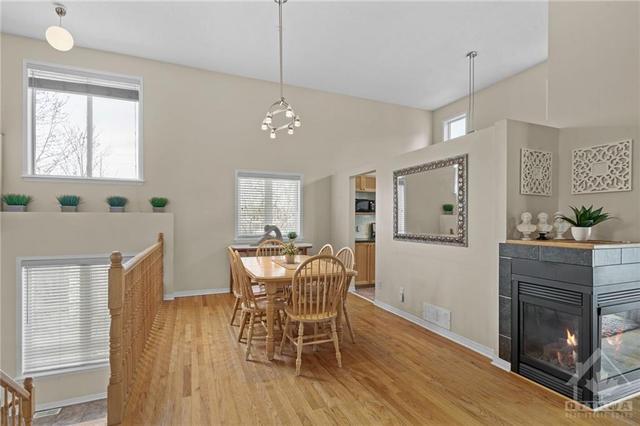 211 Gladeview Private, Townhouse with 2 bedrooms, 3 bathrooms and 4 parking in Ottawa ON | Image 4