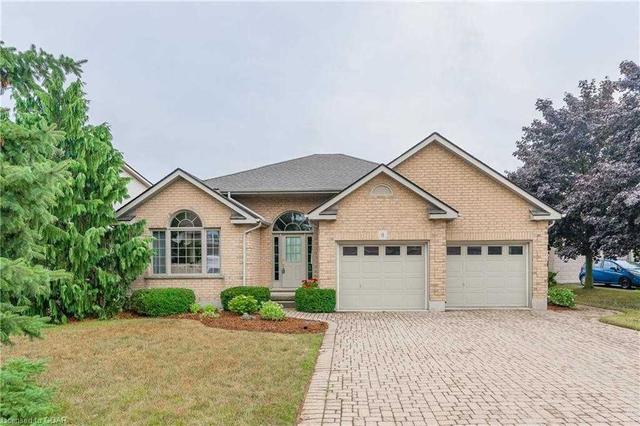 8 Elderberry Crt, House detached with 1 bedrooms, 3 bathrooms and 6 parking in Guelph ON | Image 3