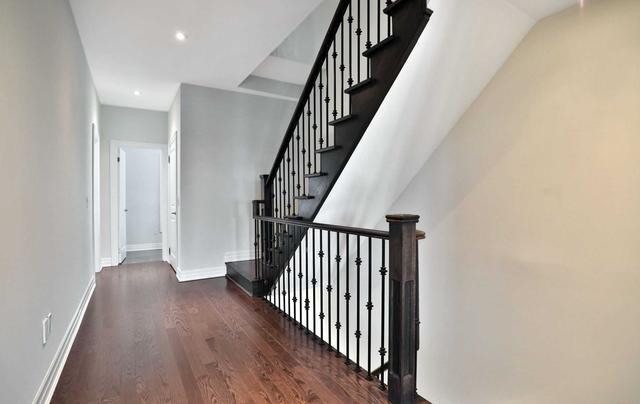 2353 Ontario St, Condo with 4 bedrooms, 4 bathrooms and 4 parking in Oakville ON | Image 13